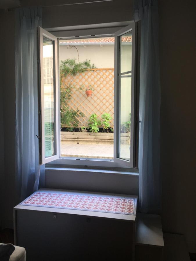 Le Petit Bourgeois De * Nice
